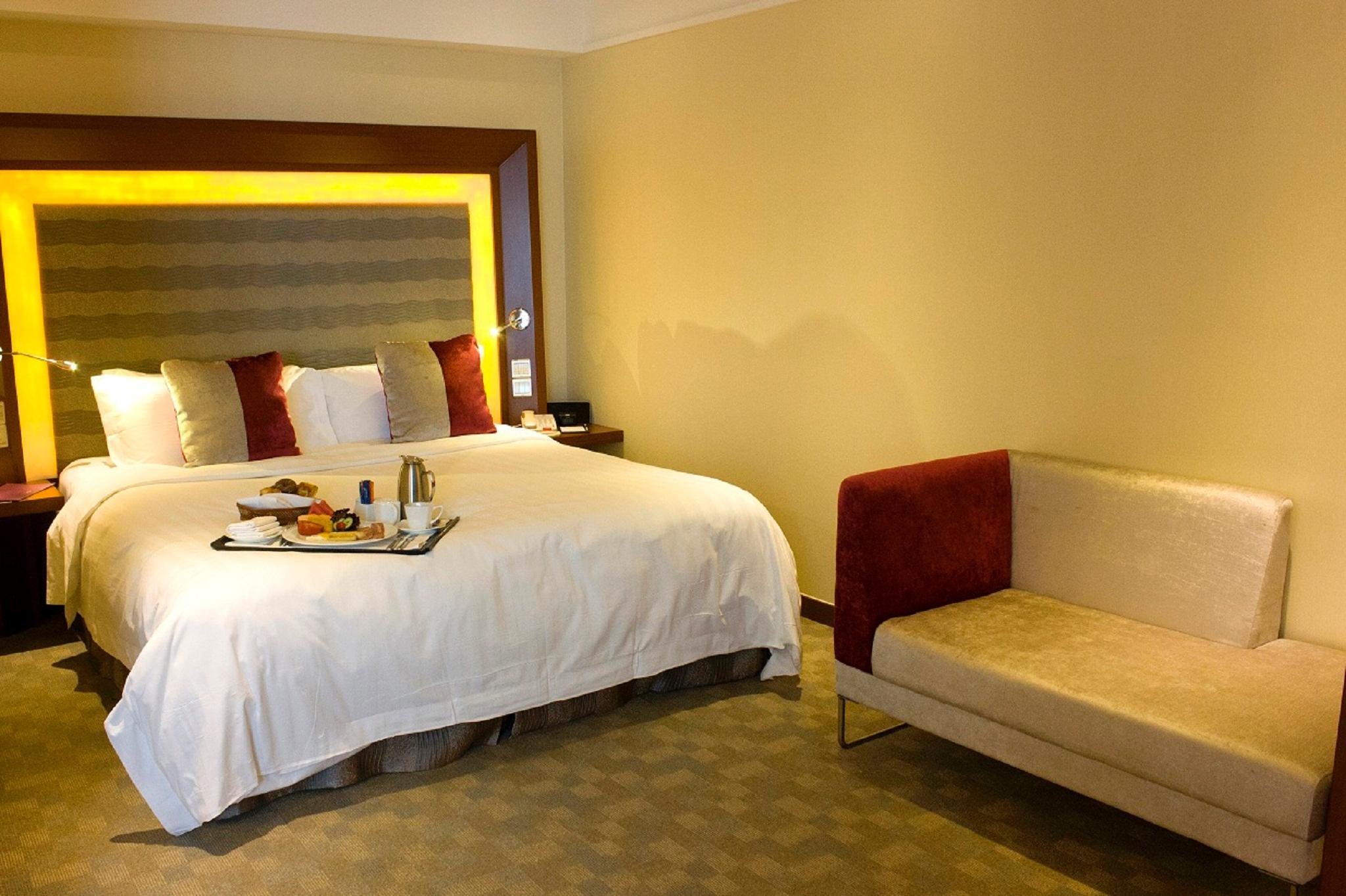 Novotel Atlantis Shanghai - Price And Value Breakfast In The Clouds With River View In The Revolving Restaurant &24H Free Self-Laundry Шанхай Екстер'єр фото