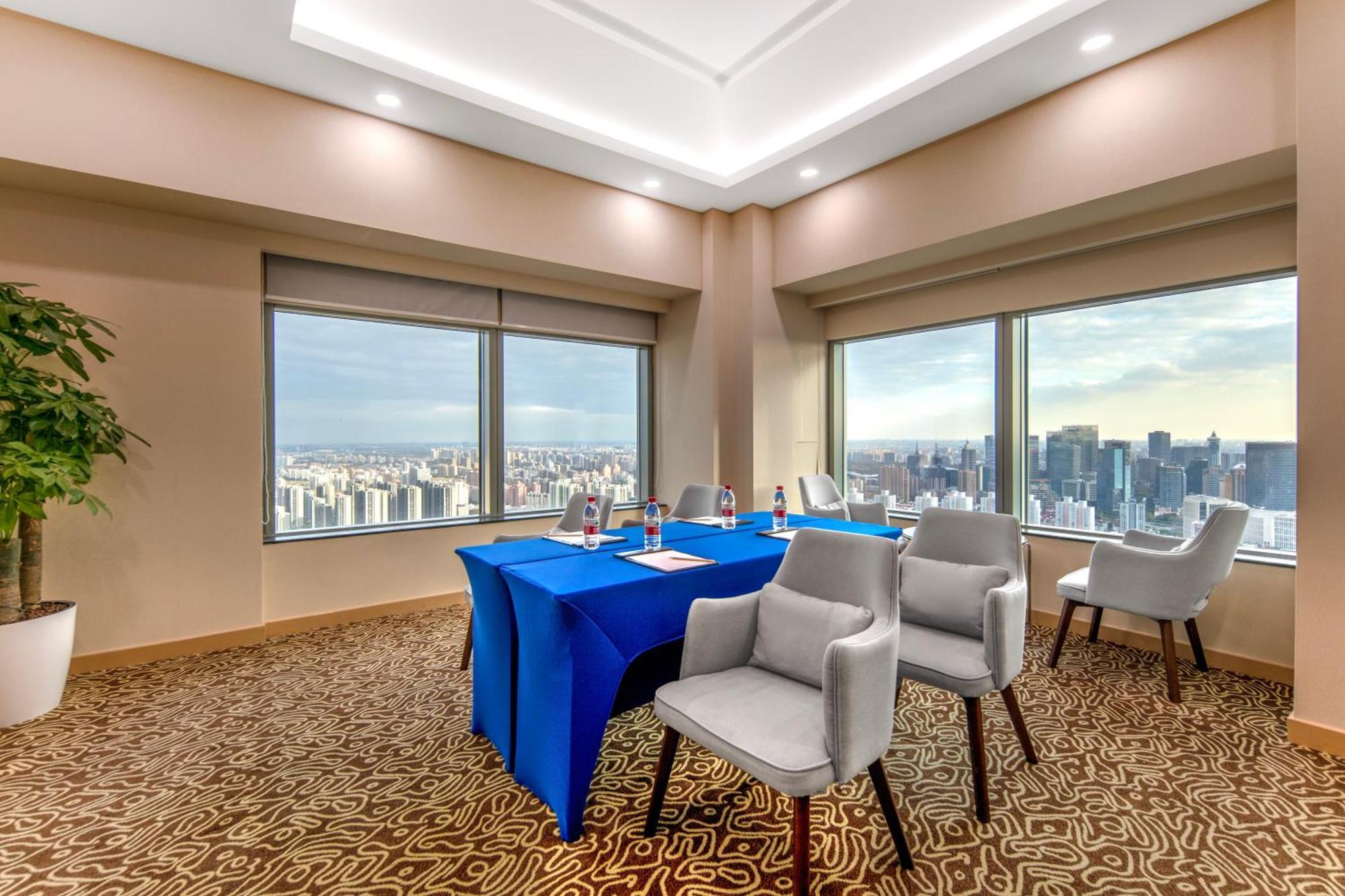 Novotel Atlantis Shanghai - Breakfast In The Clouds With River View In The Revolving Restaurant & 24Hours Free Self-Laundry Екстер'єр фото