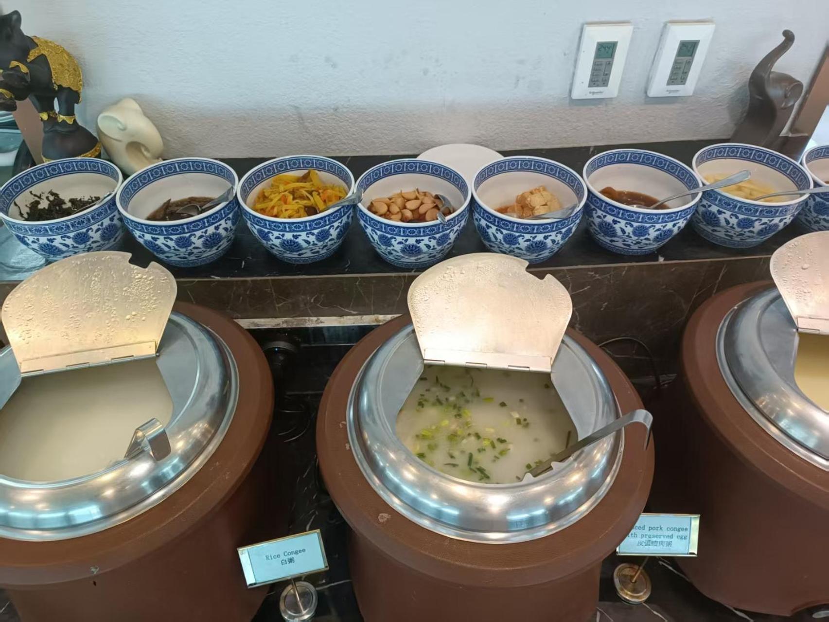Novotel Atlantis Shanghai - Breakfast In The Clouds With River View In The Revolving Restaurant & 24Hours Free Self-Laundry Екстер'єр фото